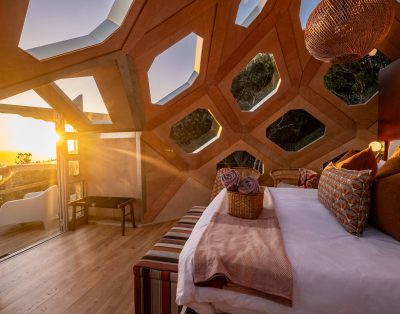 Sunset Hive | Ocean-Facing Escape with Private Heated Tub & Golden Hour Views
